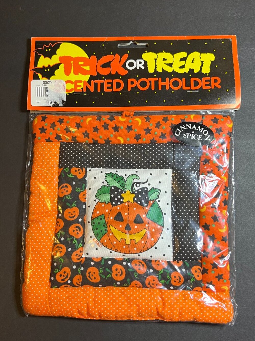 Vintage Caldor Halloween Trick or Treat Pumpkin Cinnamon Spice Scented Potholder